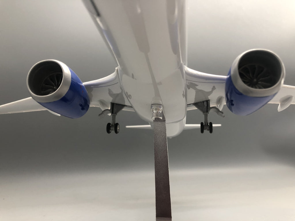 United Airlines Boeing 737-800 1:85 Scale Model