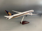 Singapore Airlines Boeing 777 1:157 Scale Model
