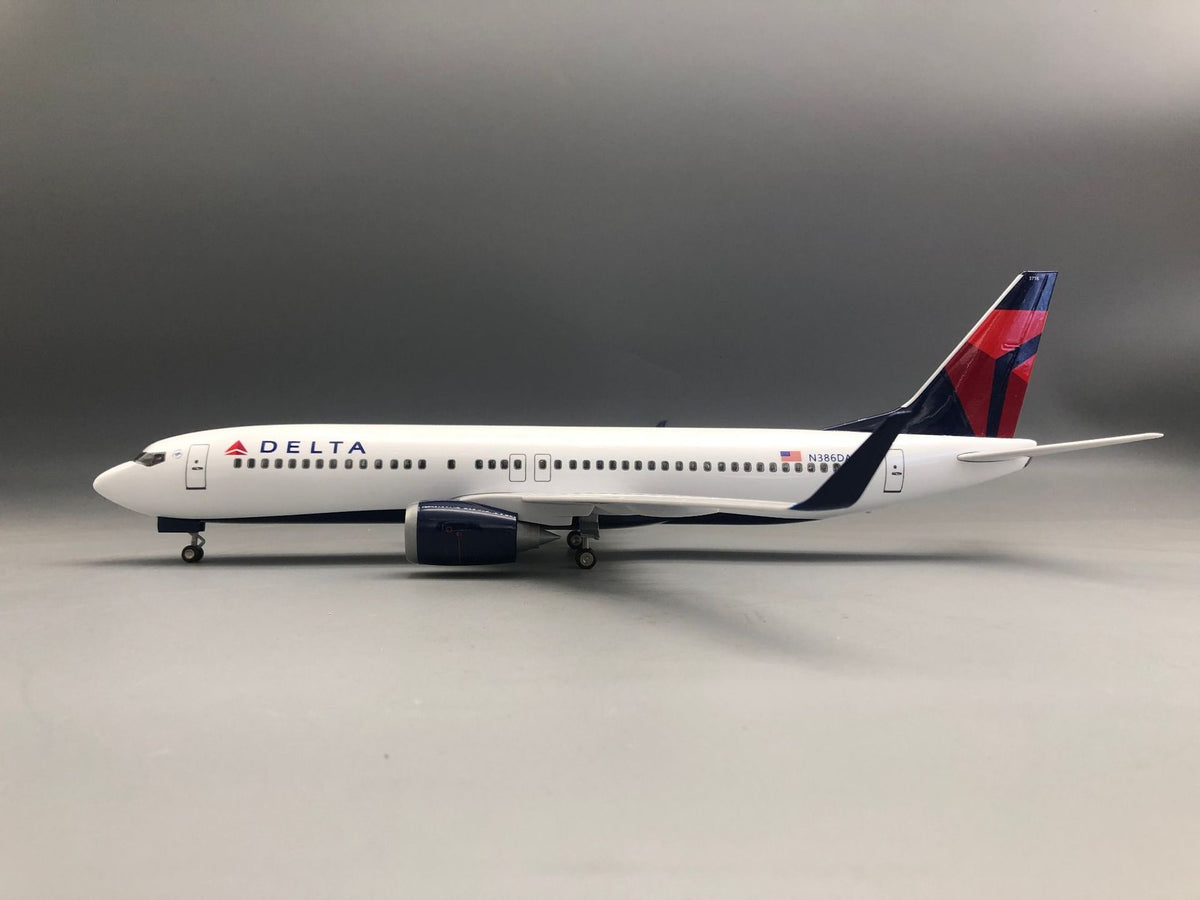 Delta Boeing 737-800 1:85 Scale Model