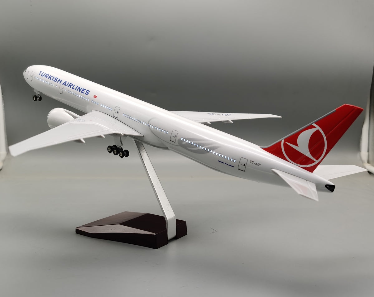 Turkish Airlines Boeing 777 1:157 Scale Model