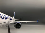 United Airlines Boeing 737-800 1:85 Scale Model