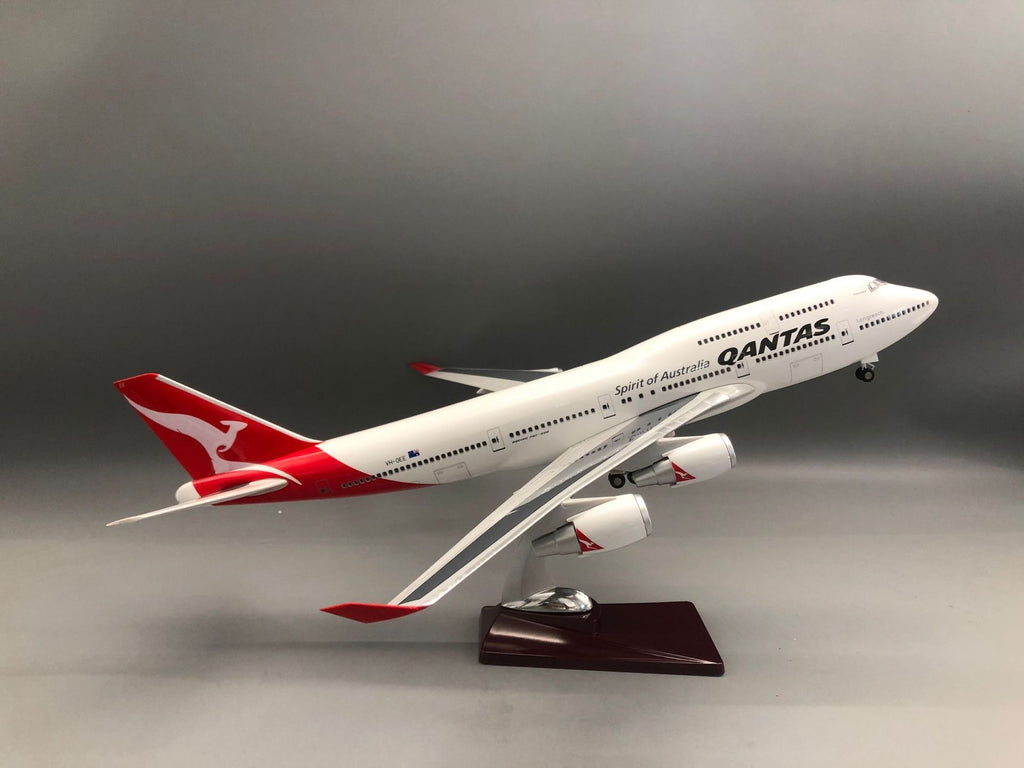 Qantas Boeing 747 1:150 Scale Model