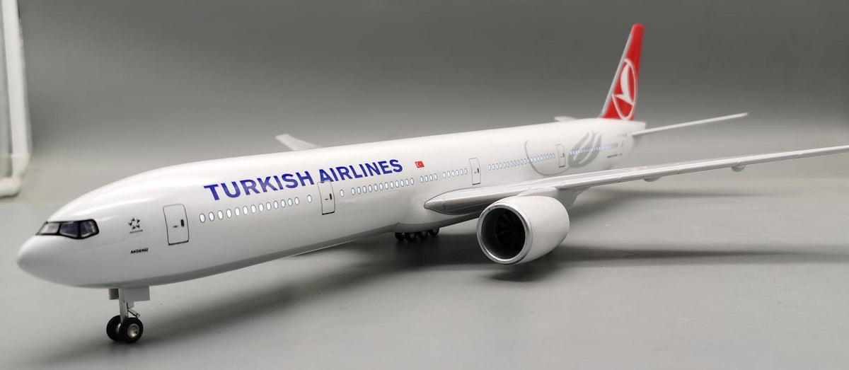 Turkish Airlines Boeing 777 1:157 Scale Model