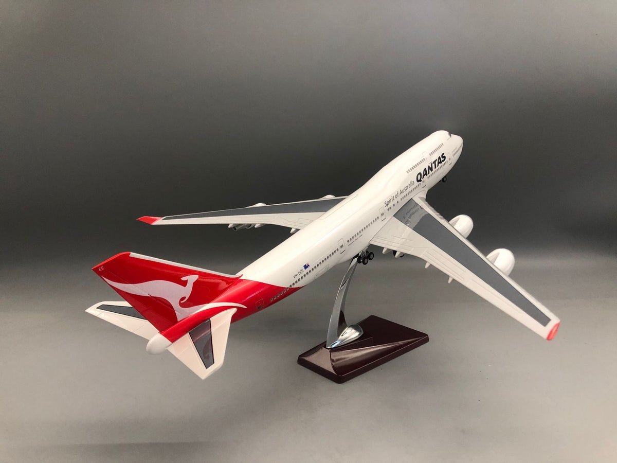 Qantas Boeing 747 1:150 Scale Model