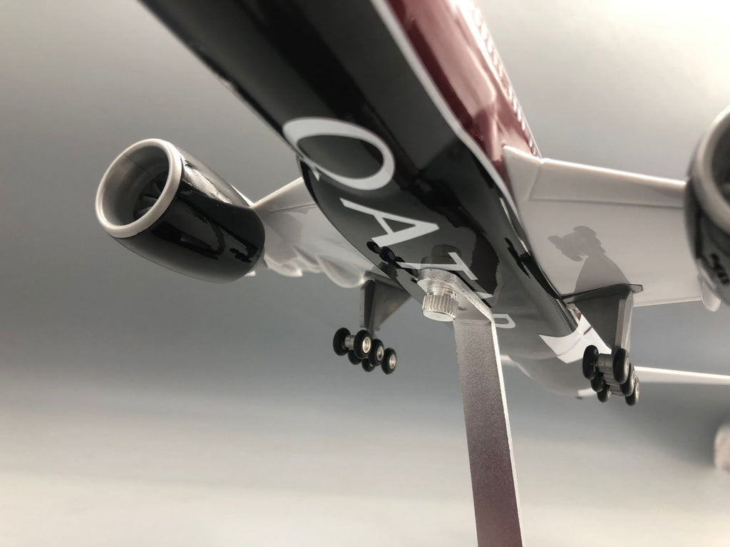 Qatar Airways Boeing 777 Formula 1 Edition 1:157 Scale Model
