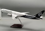 Air New Zealand Boeing 777 1:157 Scale Model