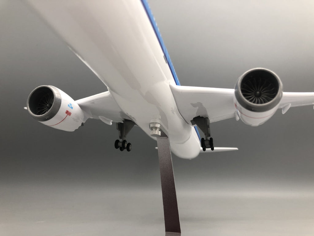 KLM Boeing 777 1:157 Scale Model