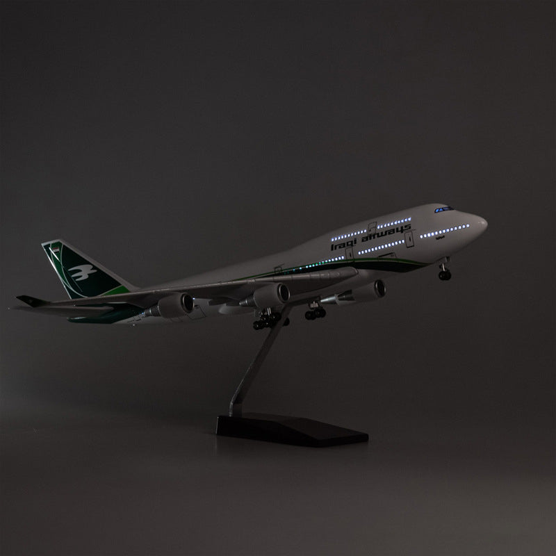 Iraqi Airways Boeing 747 Model