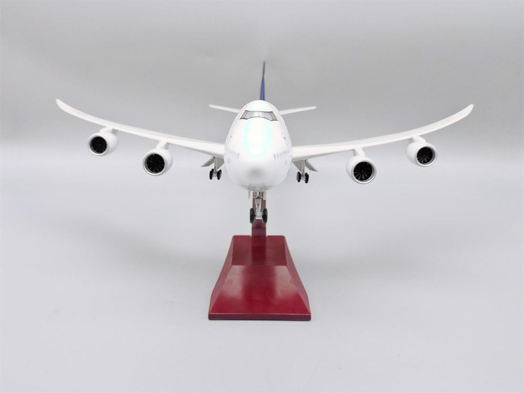 Lufthansa Boeing 747 Model