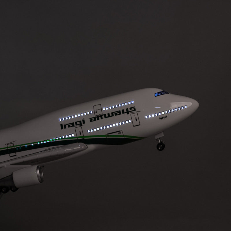 Iraqi Airways Boeing 747 Model