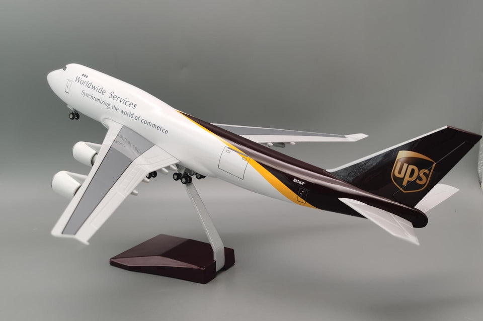 UPS Boeing 747 Model