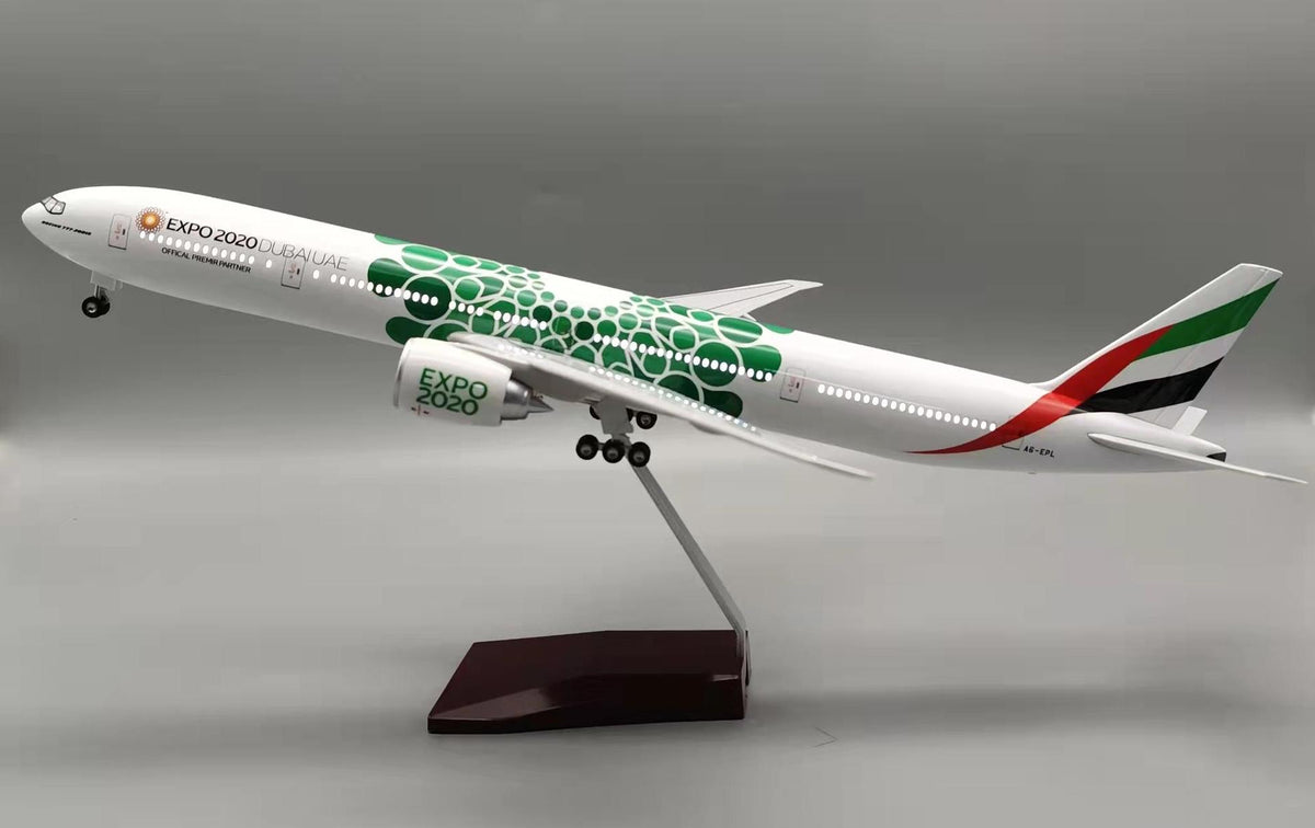 Emirates 2020 EXPO Boeing 787 1:145 Scale Model