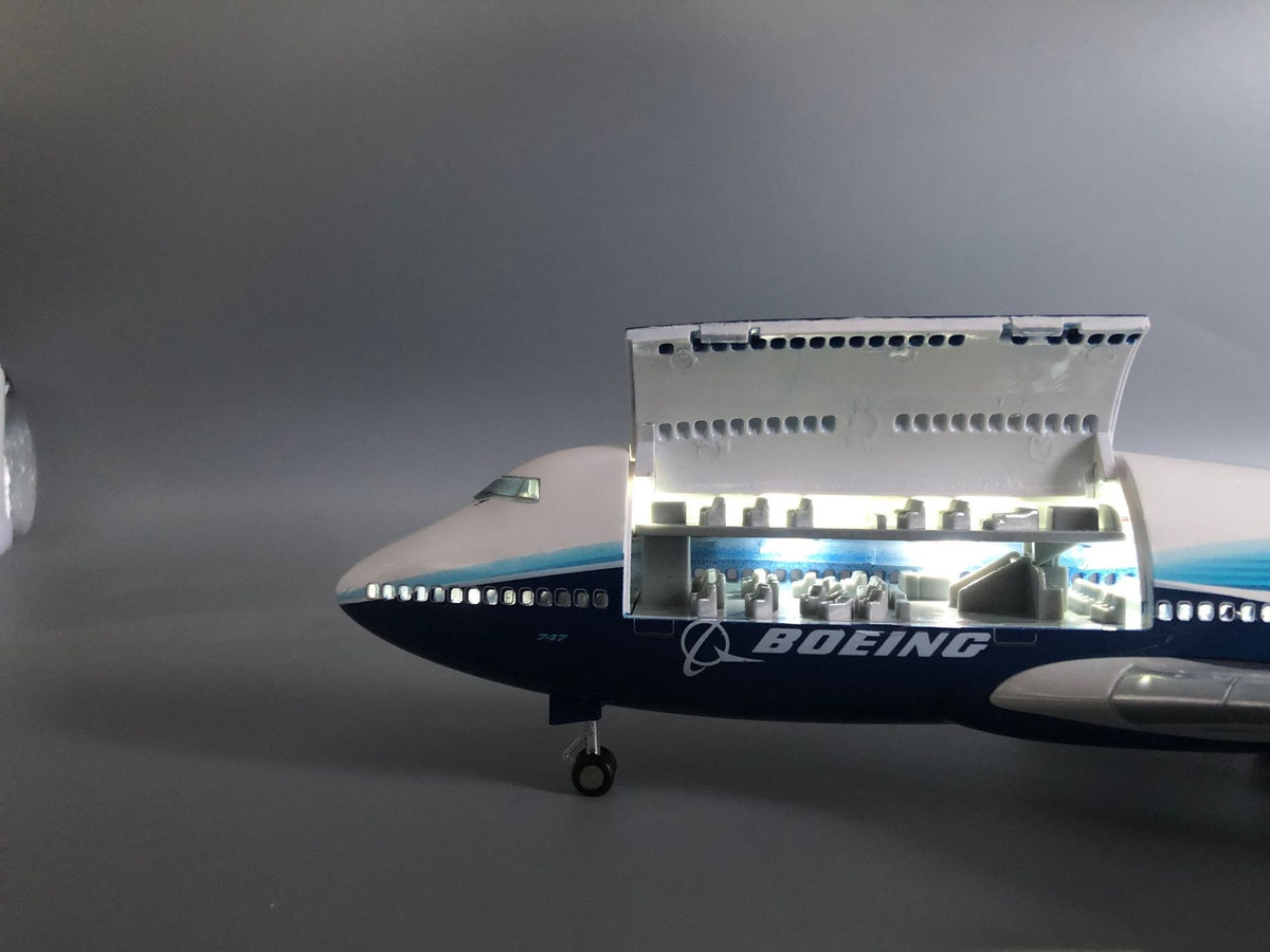 Boeing 747 1:150 Scale Model