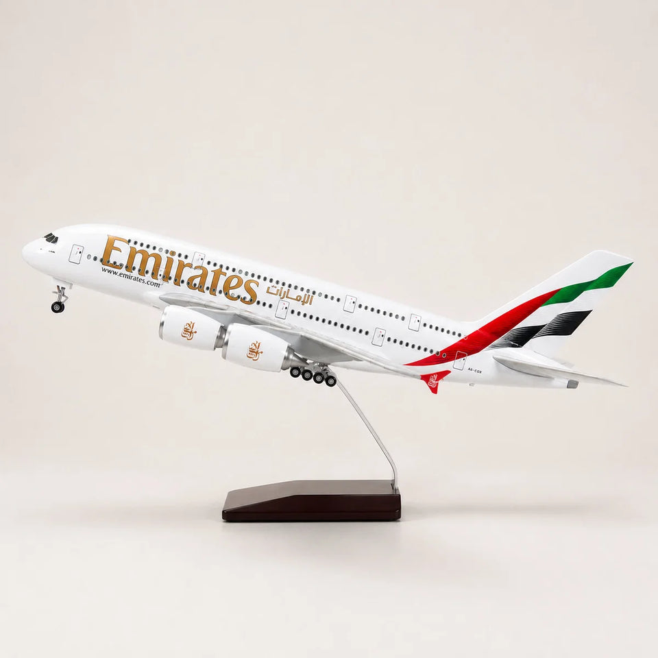 Emirates Airbus A380 1:160 Scale Model