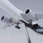Air New Zealand Boeing 777 1:157 Scale Model