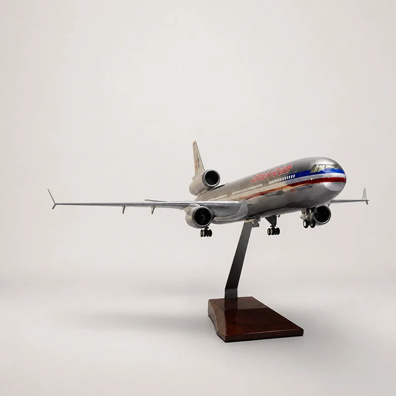 American Airlines Mcdonnell Douglas MD-11 Scale Model
