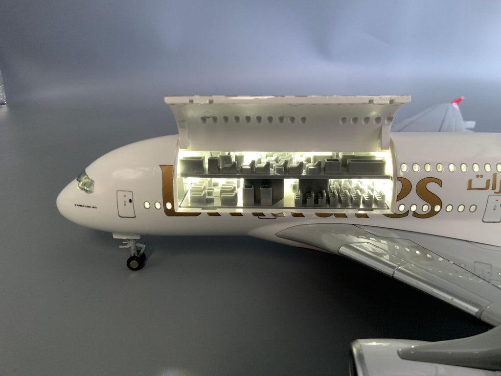 Emirates Airbus A380 1:160 Scale Model