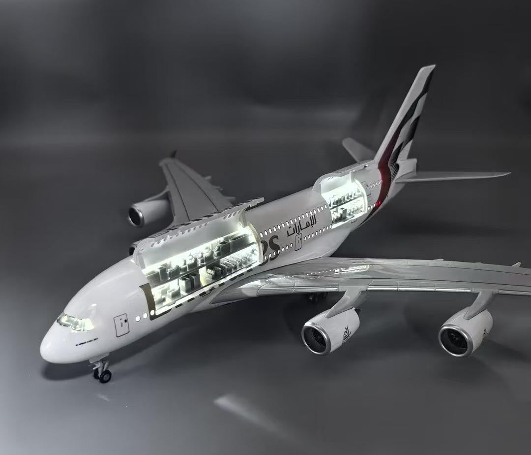 Emirates Airbus A380 1:160 Scale Model