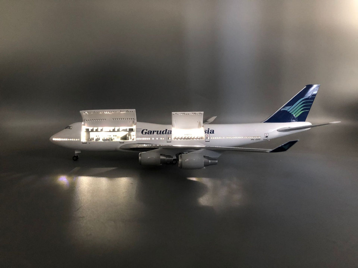 Garuda Indonesia fBoeing 747 1:150 Scale Model