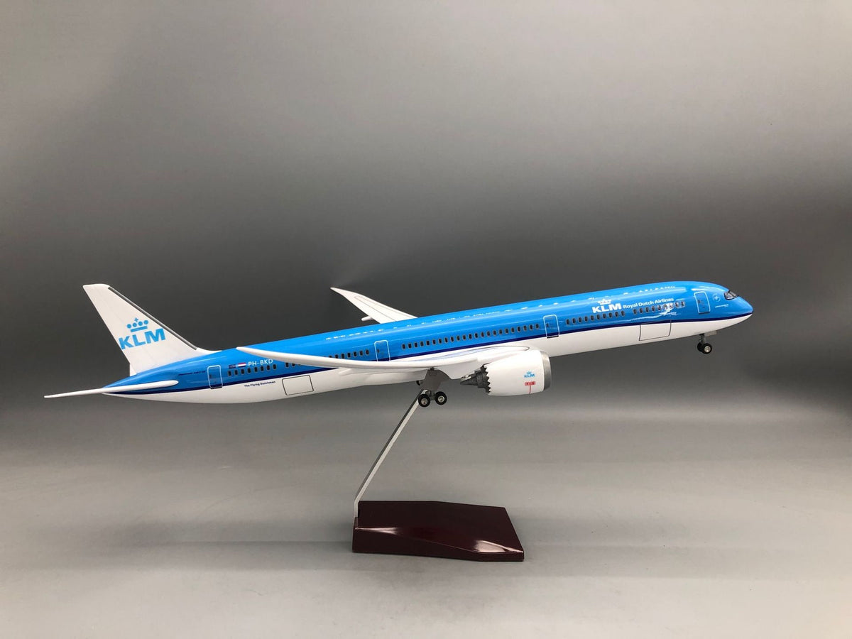 KLM Boeing 777 1:157 Scale Model