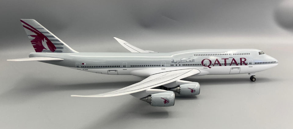 Qatar Airways Boeing 747 Model