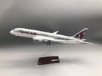 Qatar Airways Boeing 787 1:145 Scale Model