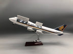 Singapore Airlines Boeing 747 1:150 Scale Model