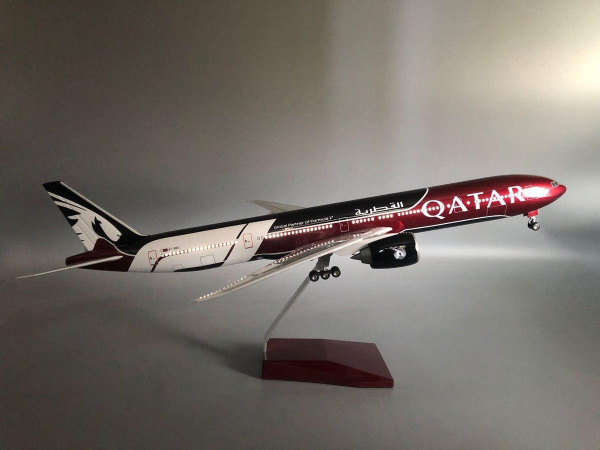 Qatar Airways Boeing 777 Formula 1 Edition 1:157 Scale Model