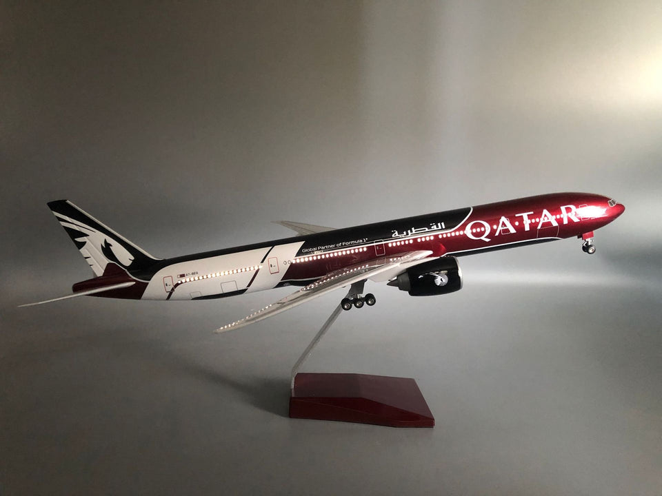Qatar Airways Boeing 777 Formula 1 Edition 1:157 Scale Model