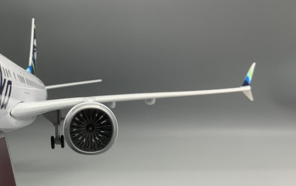 Alaska Airlines Boeing 737-800 1:85 Scale Model