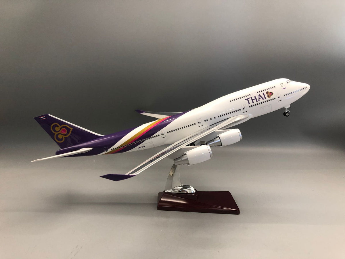 Thai Boeing 747 1:150 Scale Model