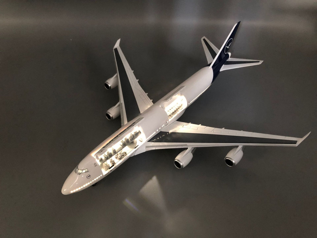 Lufthansa Boeing 747 1:150 Scale Model