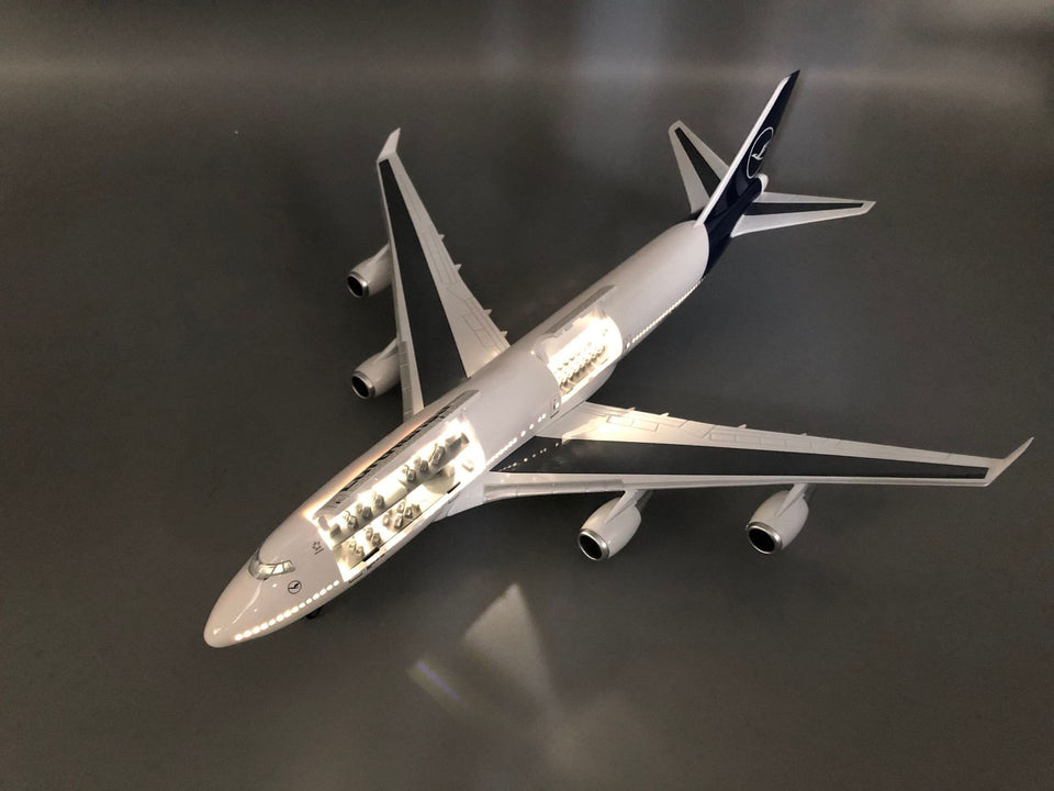 Lufthansa Boeing 747 1:150 Scale Model