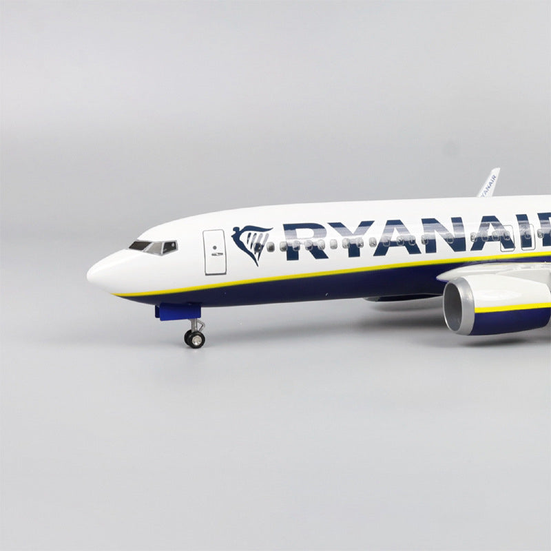 Ryanair Boeing 737 1:145 Scale Model