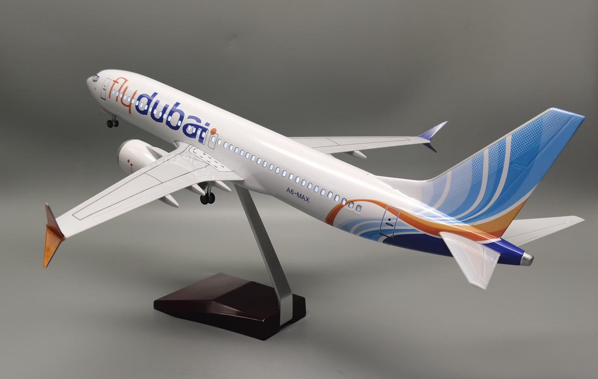 Fly Dubai Boeing 737 1:145 Scale Model
