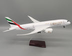 Emirates Boeing 787 1:145 Scale Model