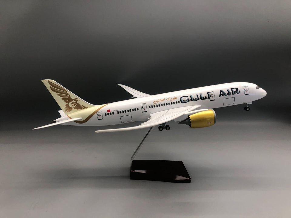 Gulf Air Boeing 787 1:145 Scale Model