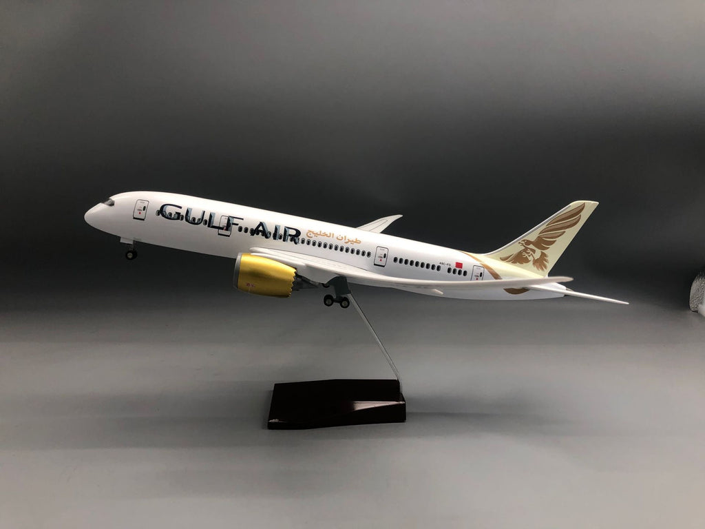 Gulf Air Boeing 787 1:145 Scale Model