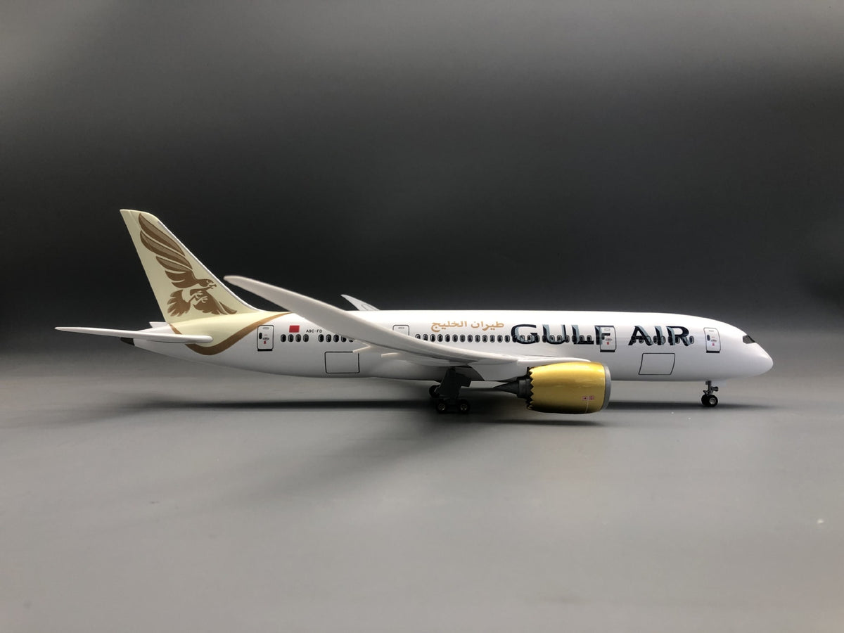 Gulf Air Boeing 787 1:145 Scale Model