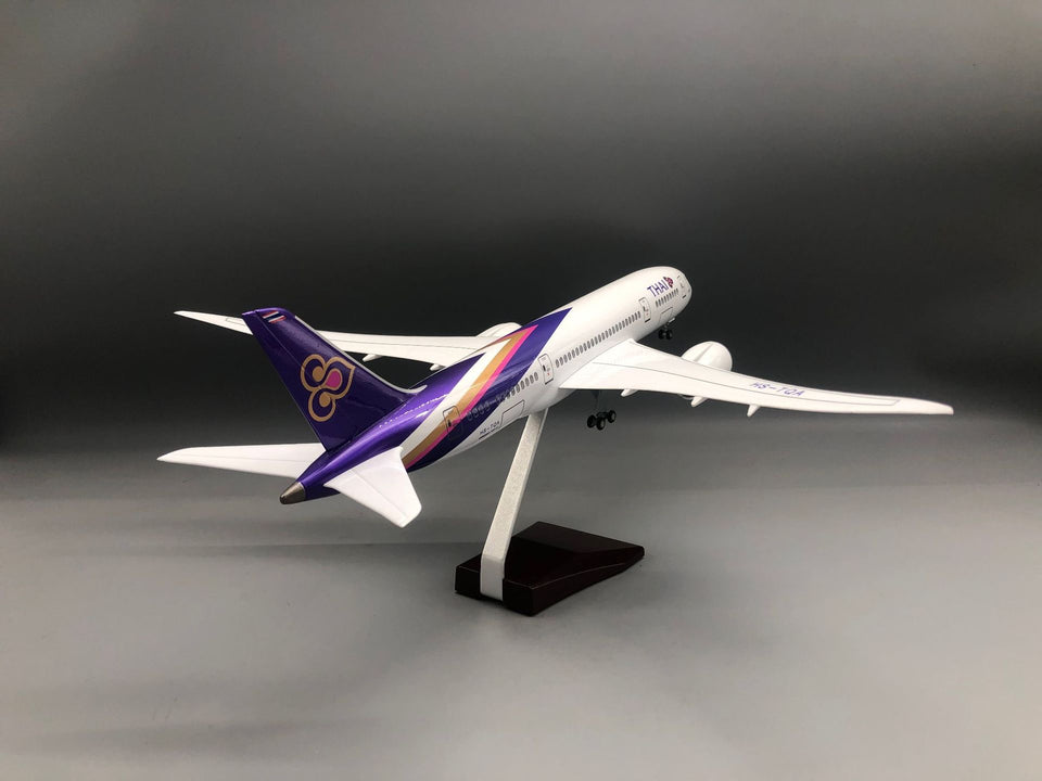 Thai Airways Boeing 787 1:145 Scale Model